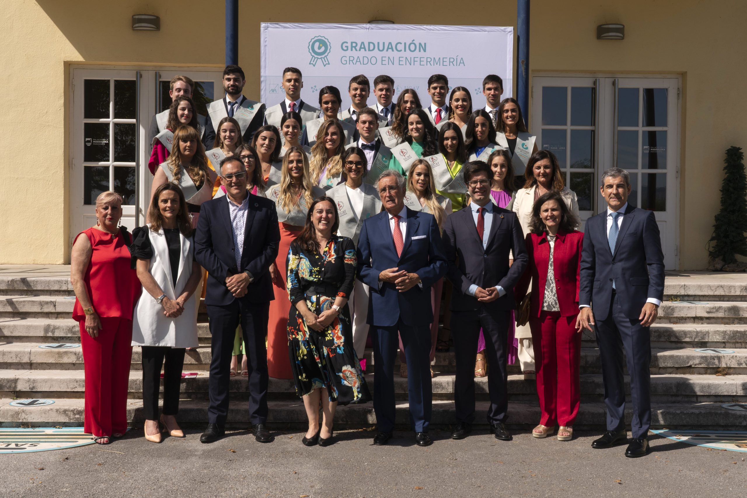 Graduación De La II Promoción De Enfermería De La Escuela Clínica Mompía En El Paraninfo De La Magdalena