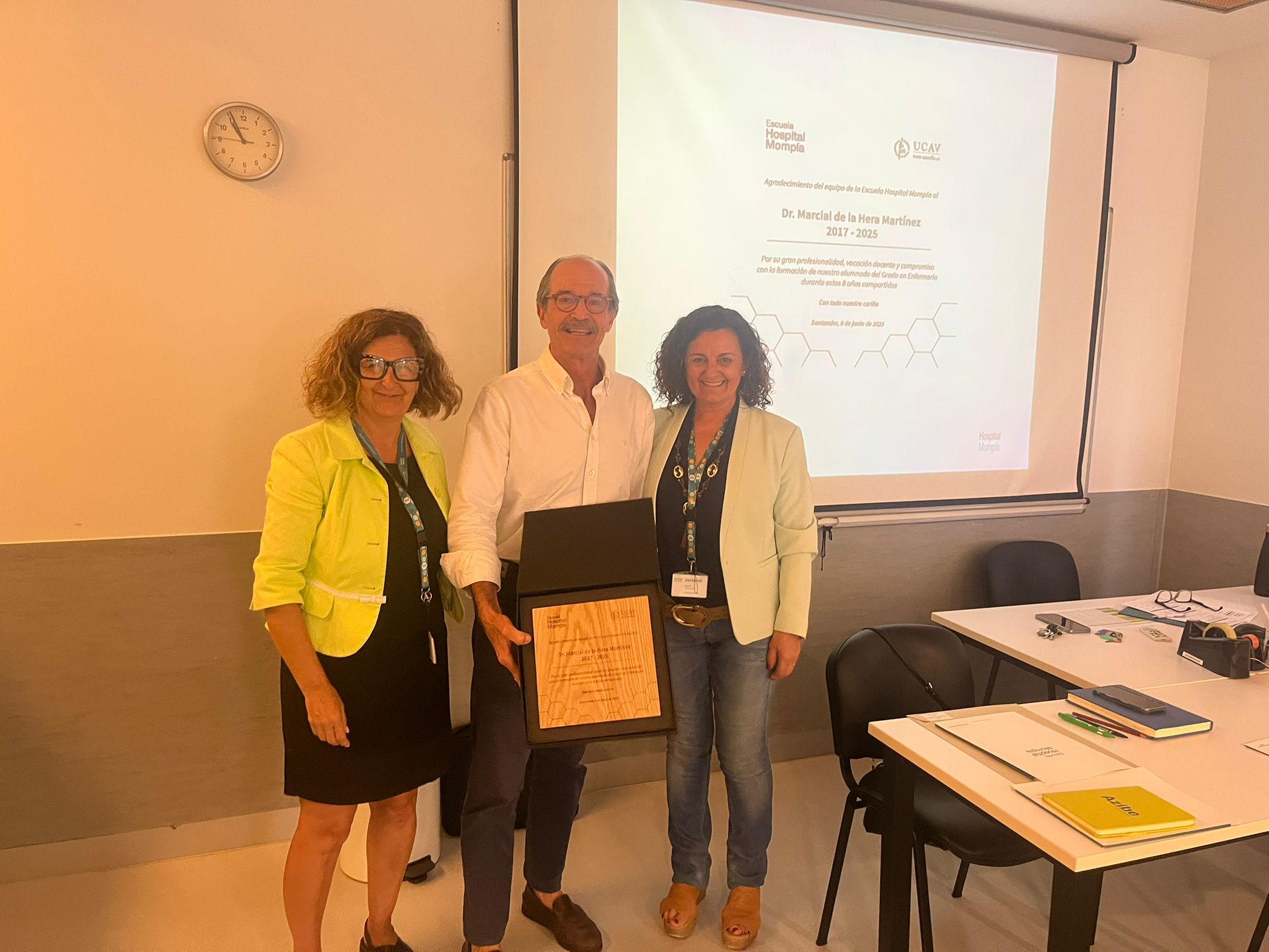 Homenaje Al Dr. Marcial De La Hera